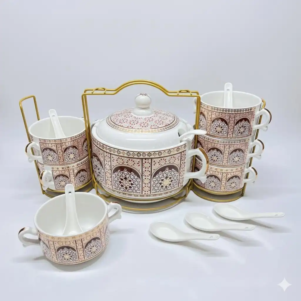 Service à Soupe Complet 15 Pièces - Motifs Dorés Zelig et Supports de Rangement en Métal Doré
