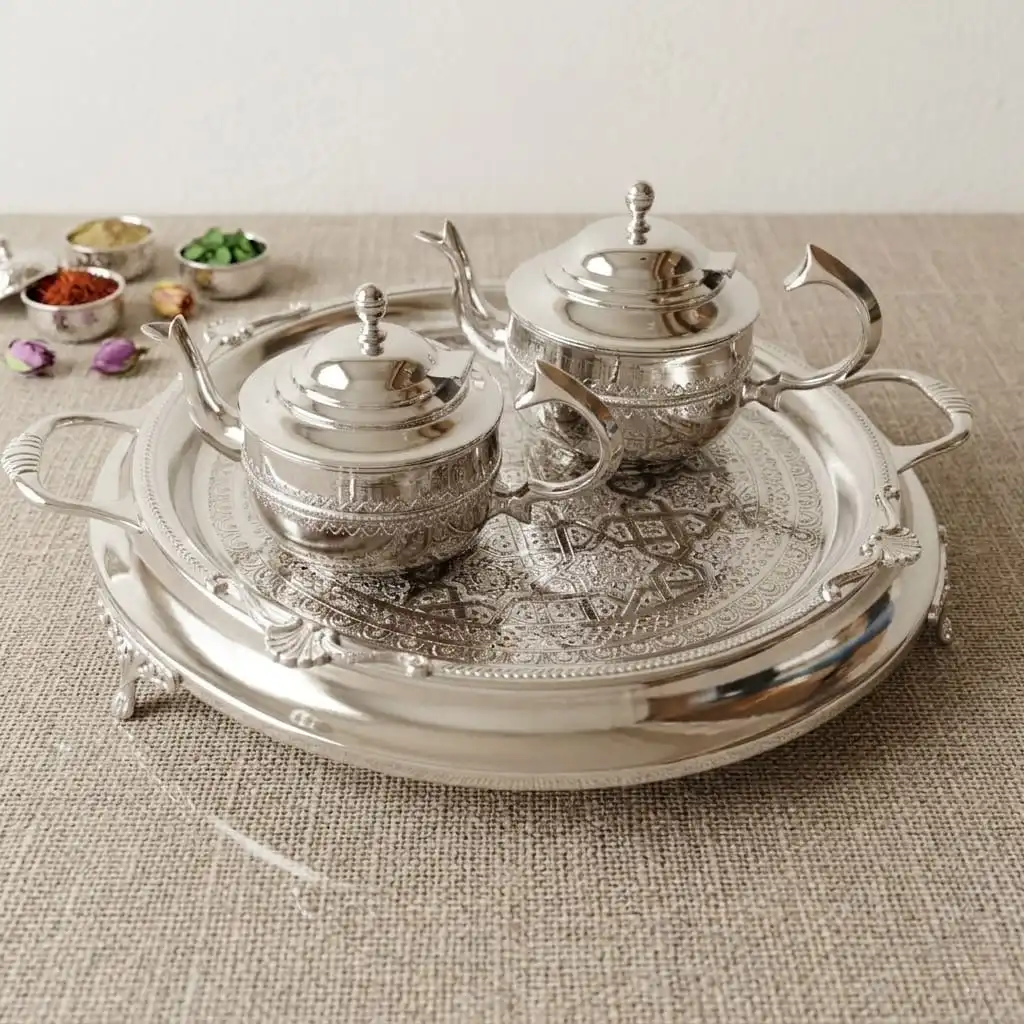 Pack Service à Thé -Tradition & Prestige– 2 Théières (1.5L & 1L) -Plateau Senia 50cm -Bronze Rodié argent +12 Verres offert