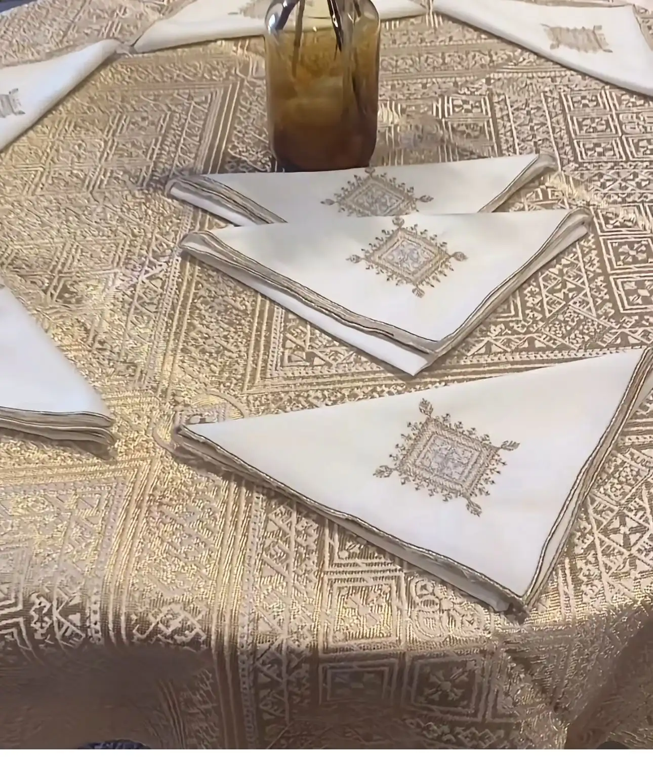 Nappe Khrib Impériale & 8 Serviettes 1,40/1,40 m- Brodées-lavable-1 er choix -bronze