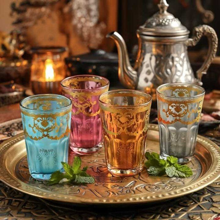 Image de 12 Verres à thé couleurs - Non spécifié - Set de 12 - Cristallin vert - Design marocain - Contenance généreuse