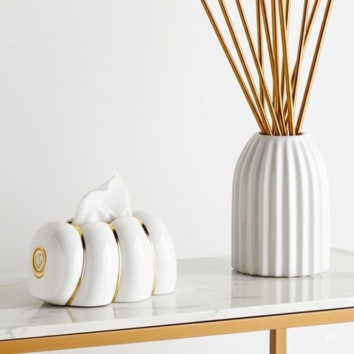 Image de Boîte à mouchoirs dorée au design forme escargot blanche avec details dore – Pour voiture, maison et bureau - Unbranded