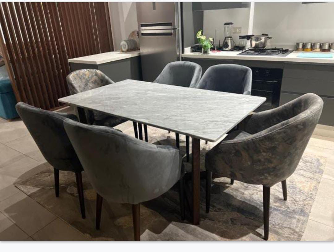 Ensemble de Salle à Manger – Élégance et Qualité Intemporelles