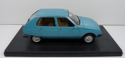 Image de Miniature voiture métal Échelle 1/24 - Unbranded