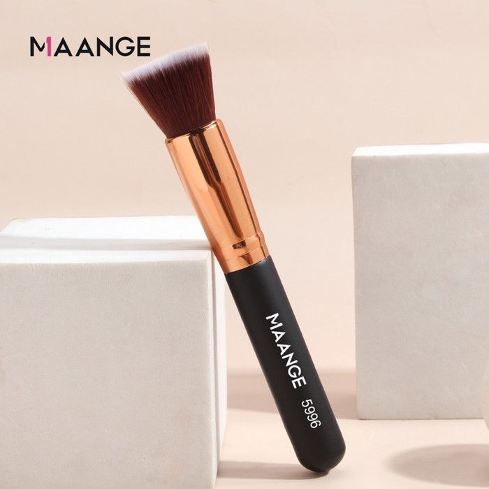 Image de Pinceau à fond de teint - Maange - Noir - Poignée noire - Tube doré - Doux pour peau mature - Unbranded