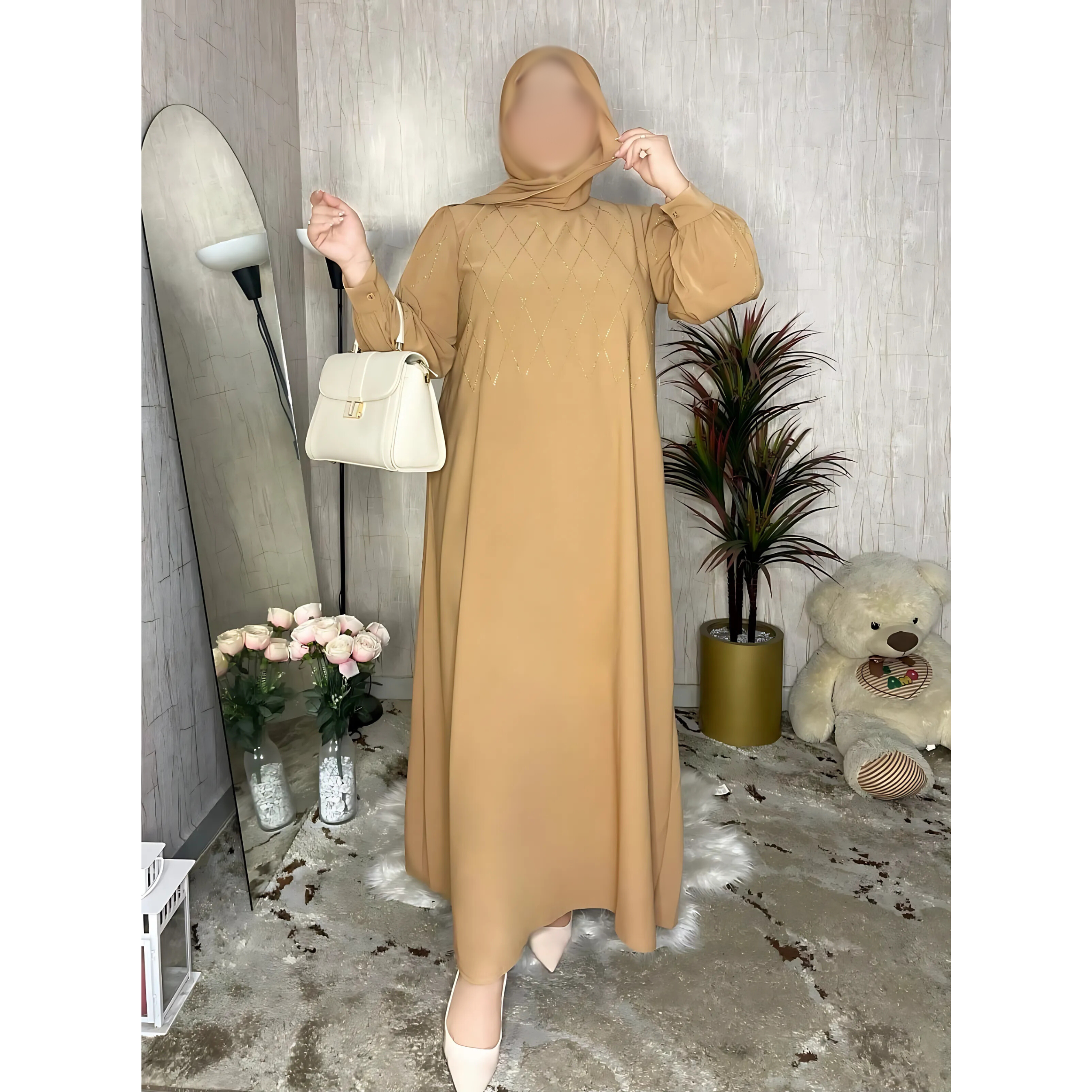 Image de Robe Abaya Élégante avec Design Moderne - Unbranded