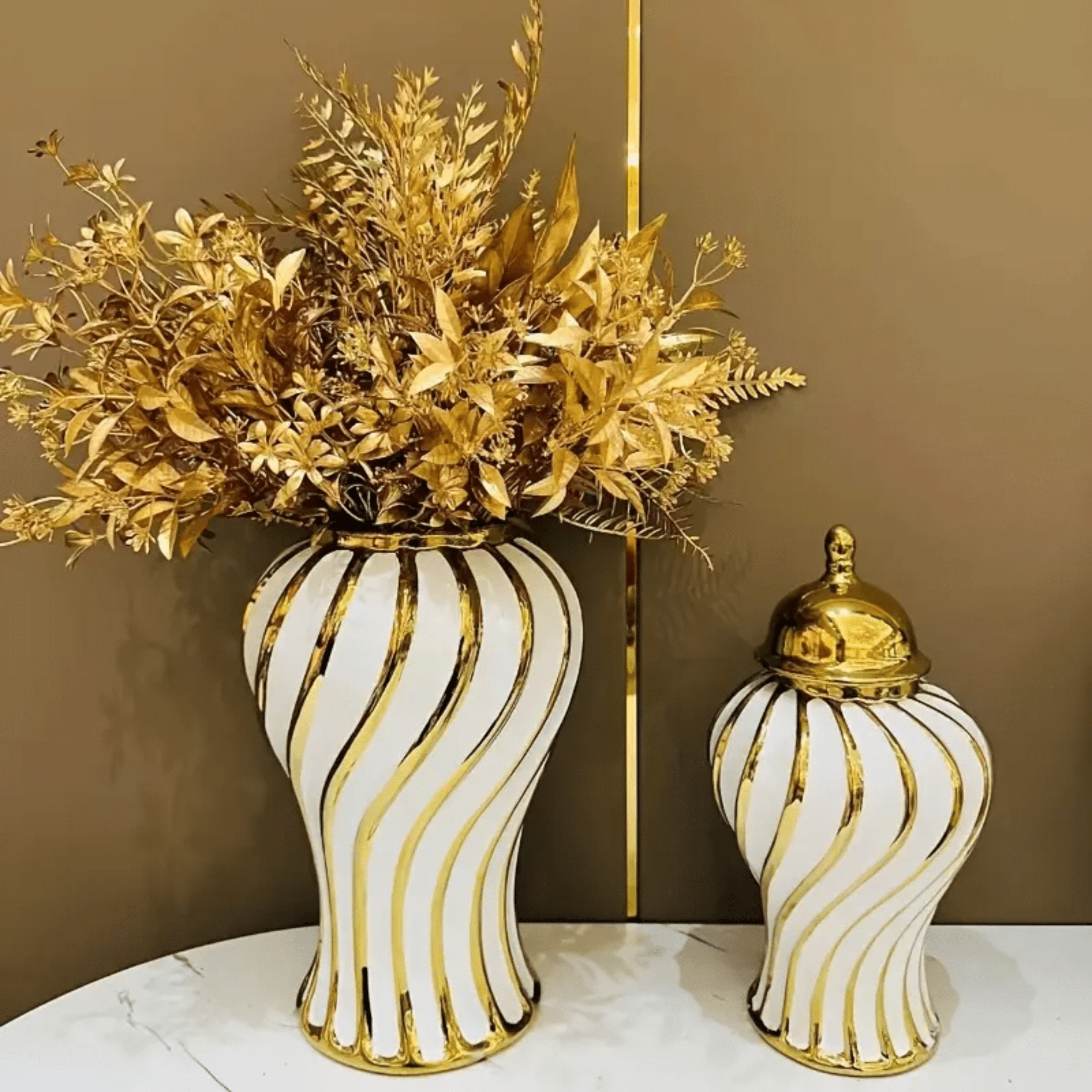 Image de Vase de jarre en Céramique Doré et Blanc - Unbranded