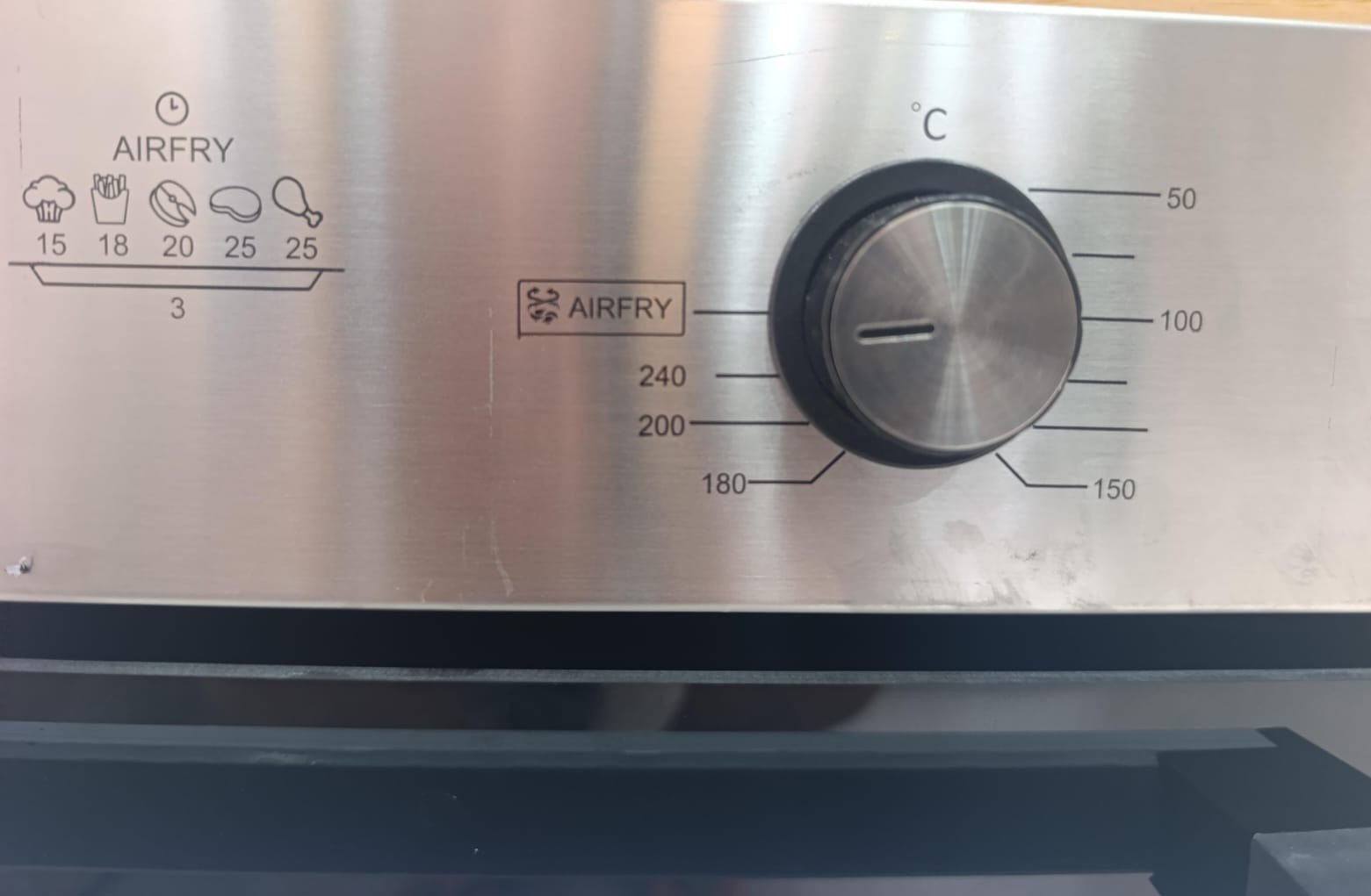 Image de Venezia Four AIRFRAYER encastrable électrique en inox - Friteuse rapide turbo ventilée 2 en 1