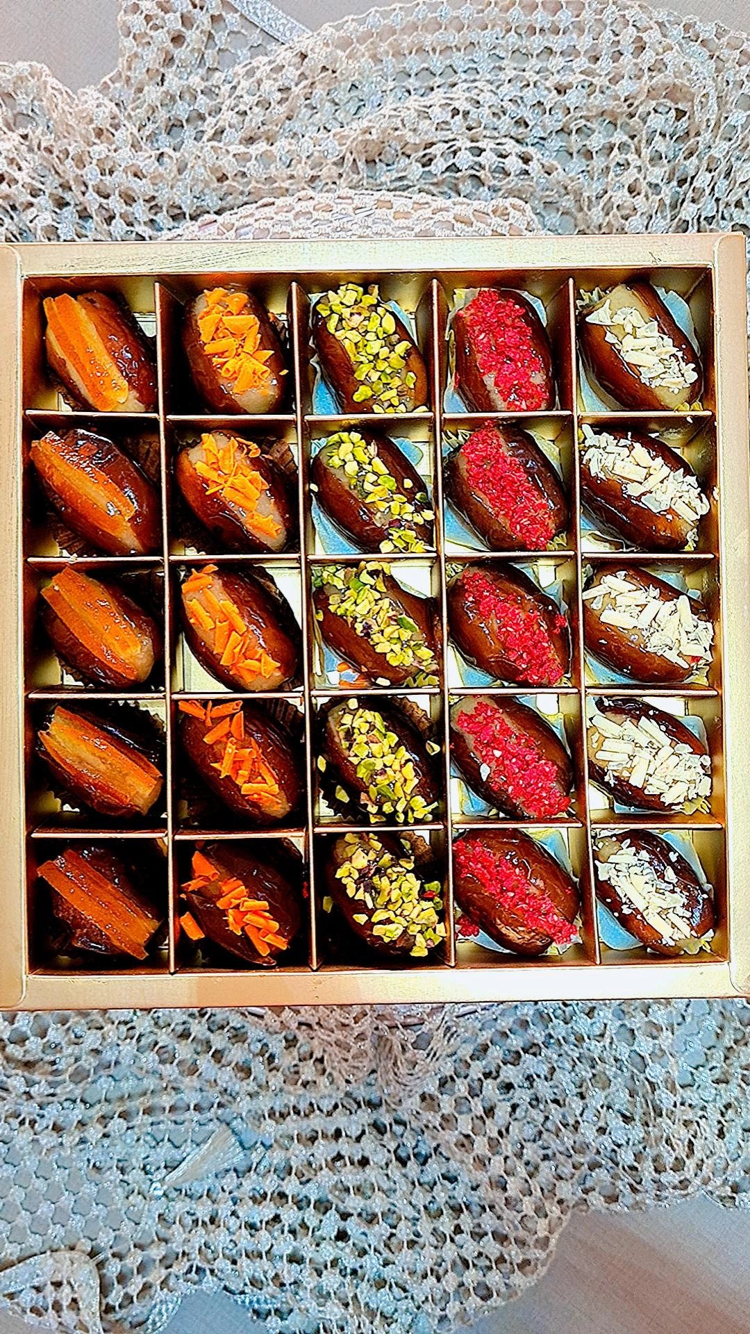 Image de Boite de dattes fourrées / 500 g - Unbranded