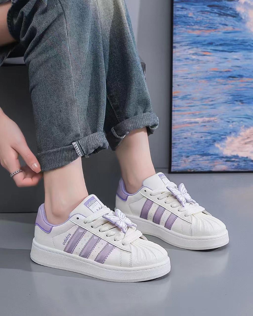 Chaussures de sport Adidos