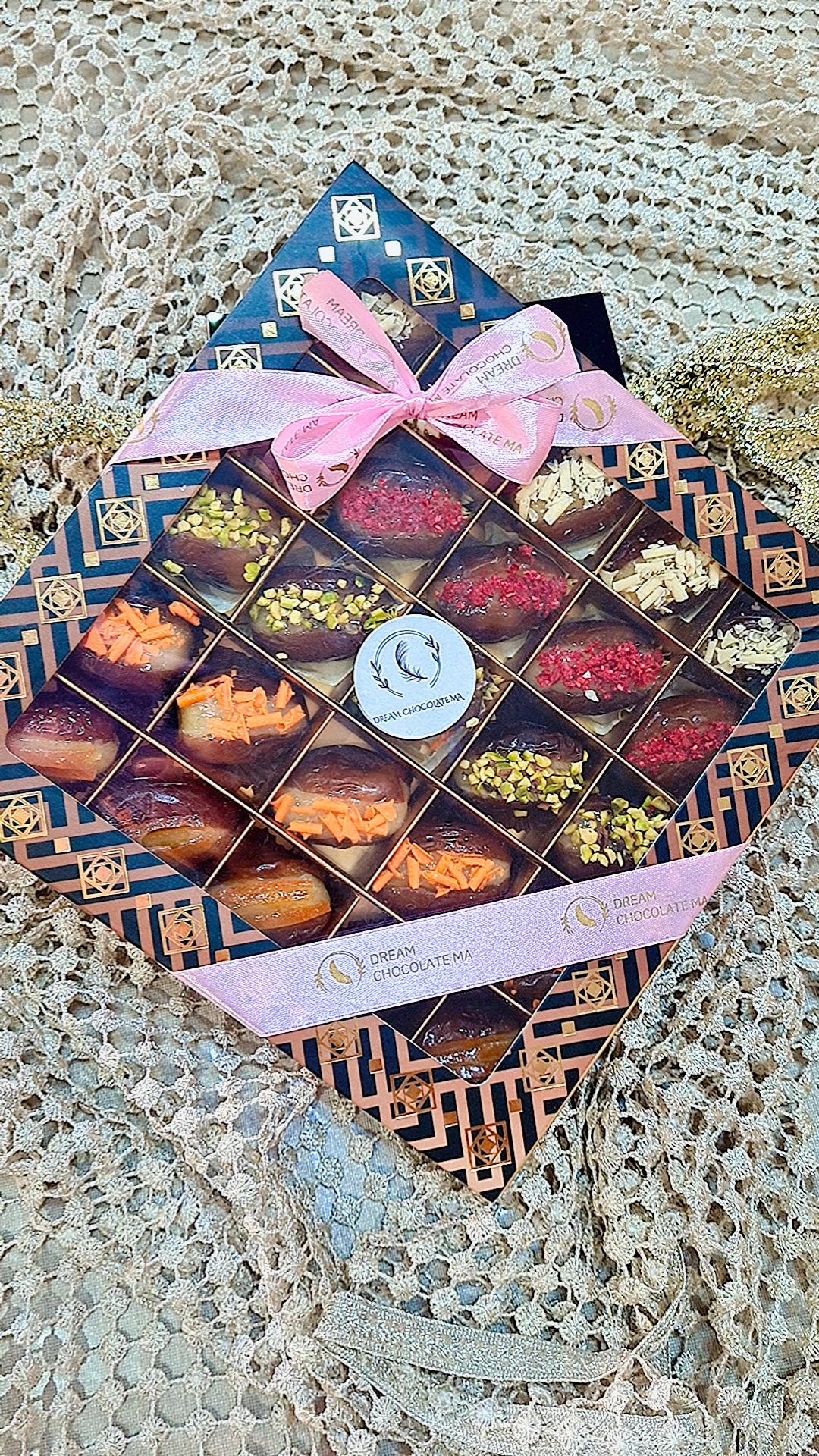 Image de Dattes fourrées aux amandes / 500 g - Unbranded