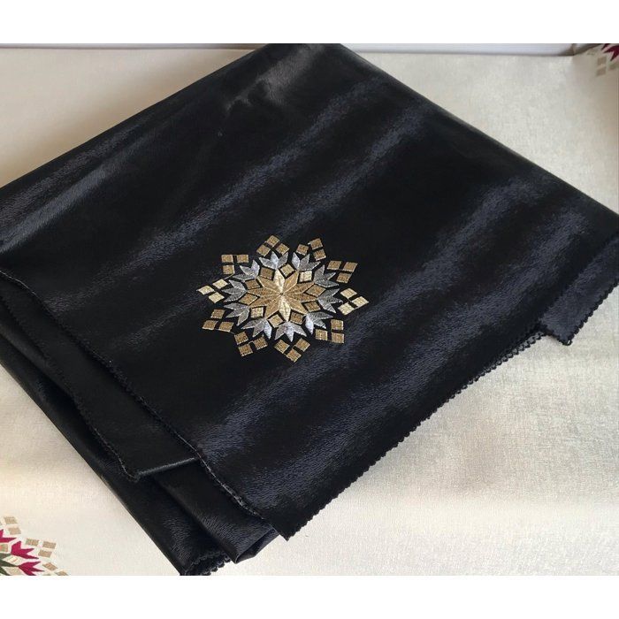 Image de Nappe simili cuir qualité premum anti tache brodés skali hor lavable 1,50/1,50 couleur Noir, - Unbranded