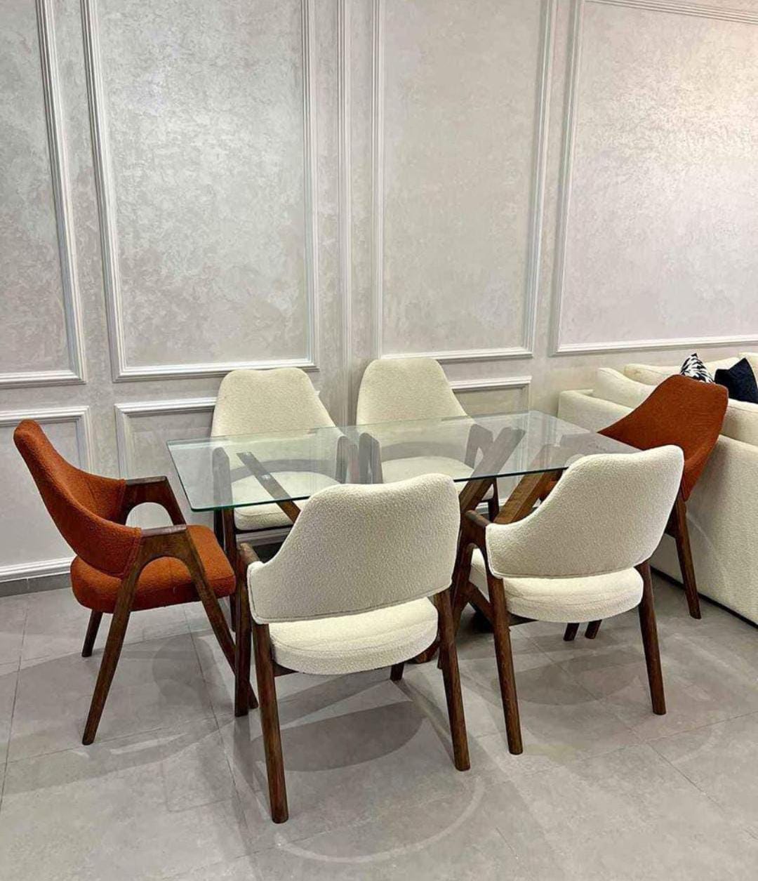 Image de Salle à manger ronde 130cm et 6 chaises - Unbranded