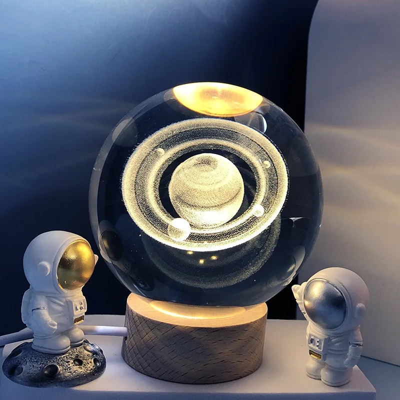 Image de Veilleuse en cristal 3D – Planète Saturne illuminée avec socle en bois, déco astronomie - Unbranded